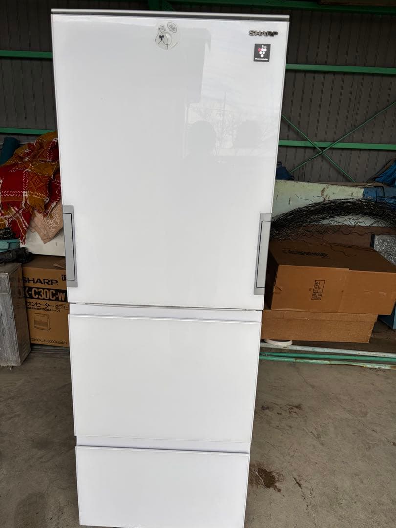M*e様 シャープ冷凍冷蔵庫 両開き 4段棚