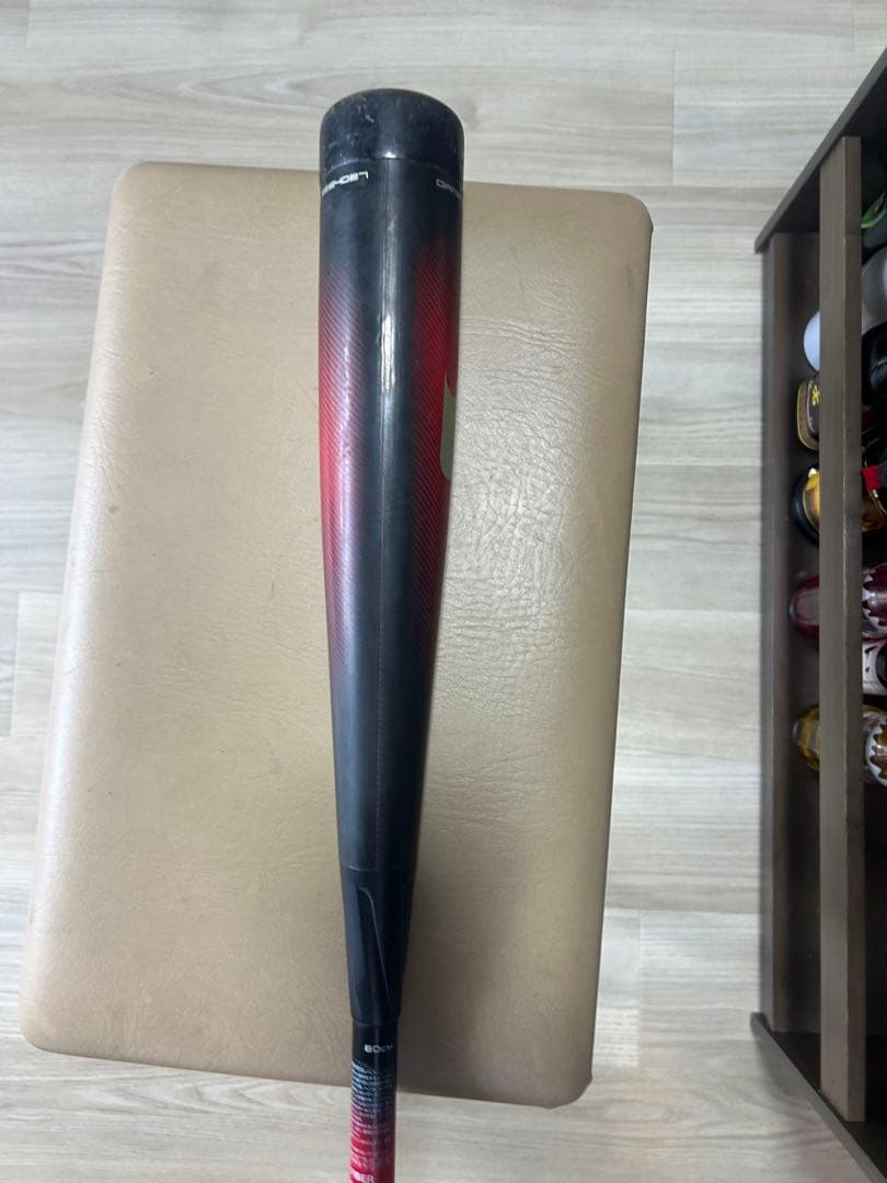 MM23 少年用軟式バット 赤/黒　綺麗 690g 80cm 値下げ交渉承ります