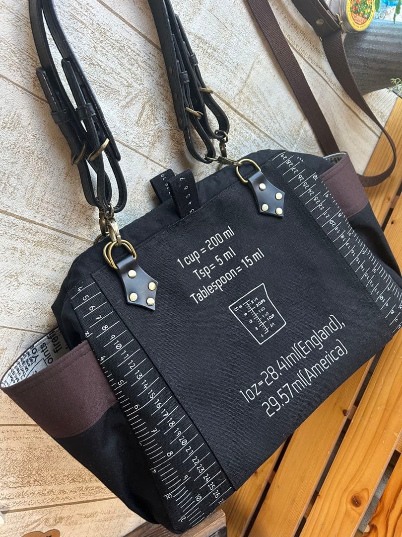 fucy♡ニューム口金バッグ★イケメンバッグ(* 'ᵕ' )☆