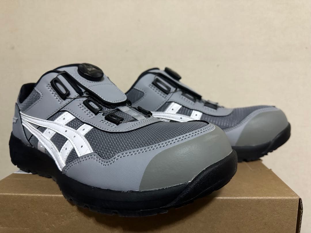 か*ろ様 アシックス asics ウィンジョブCP209 灰×白　26,5cm