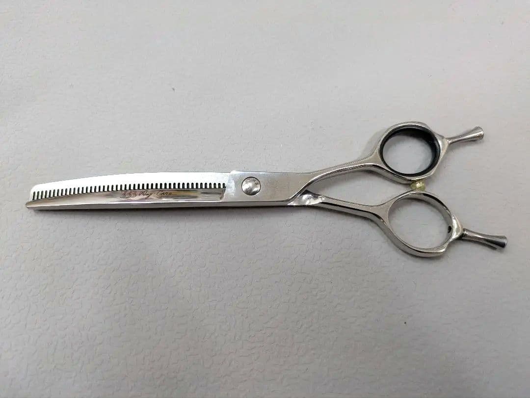 333ドッグ　カーブスキハサミ