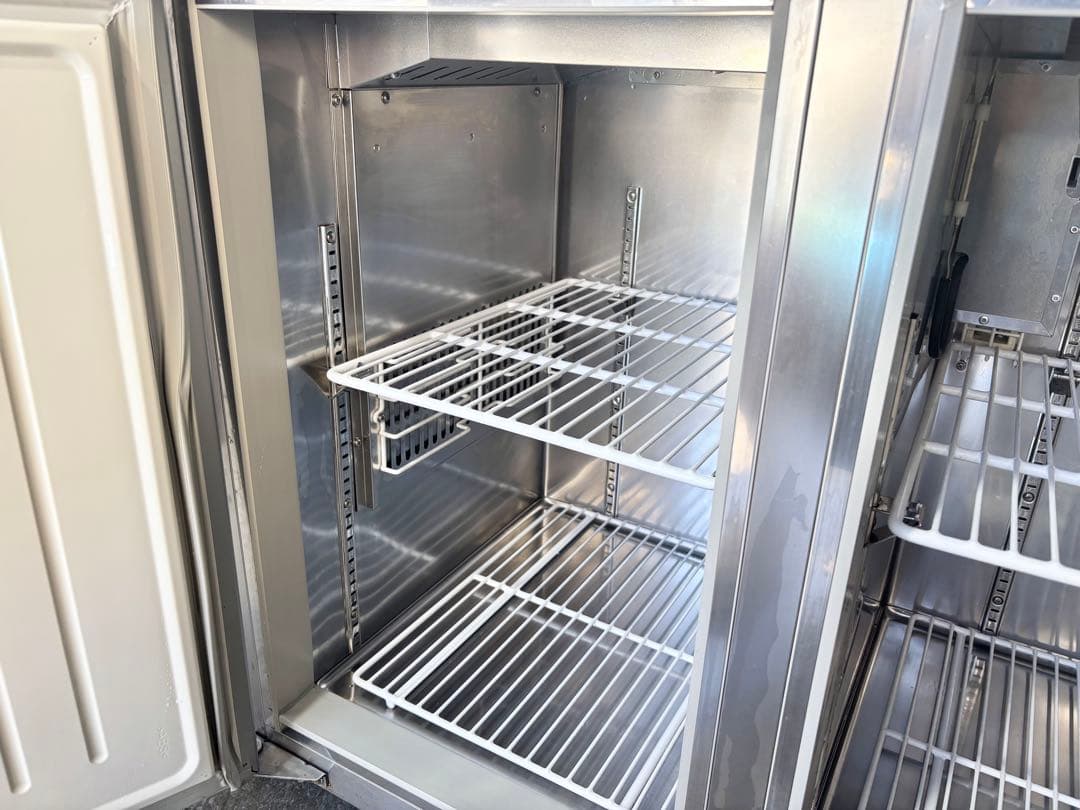 パナソニック業務用台下冷凍冷蔵庫SUR-K1261CA最新モデル