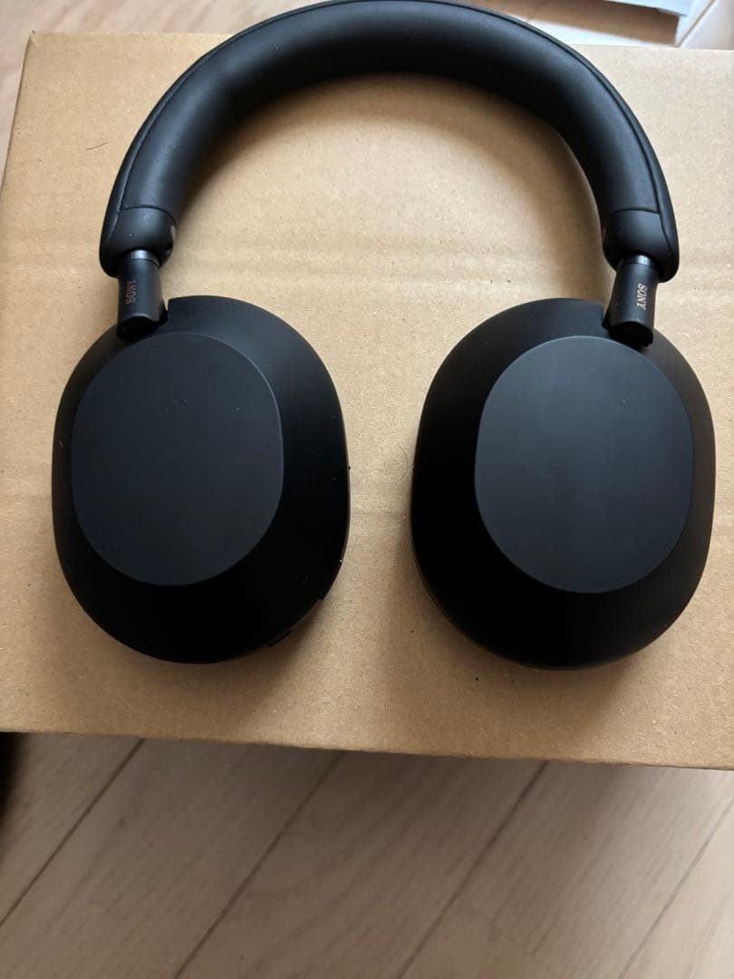 SONY WH-1000XM5 ブラック ノイズキャンセリング ヘッドホン