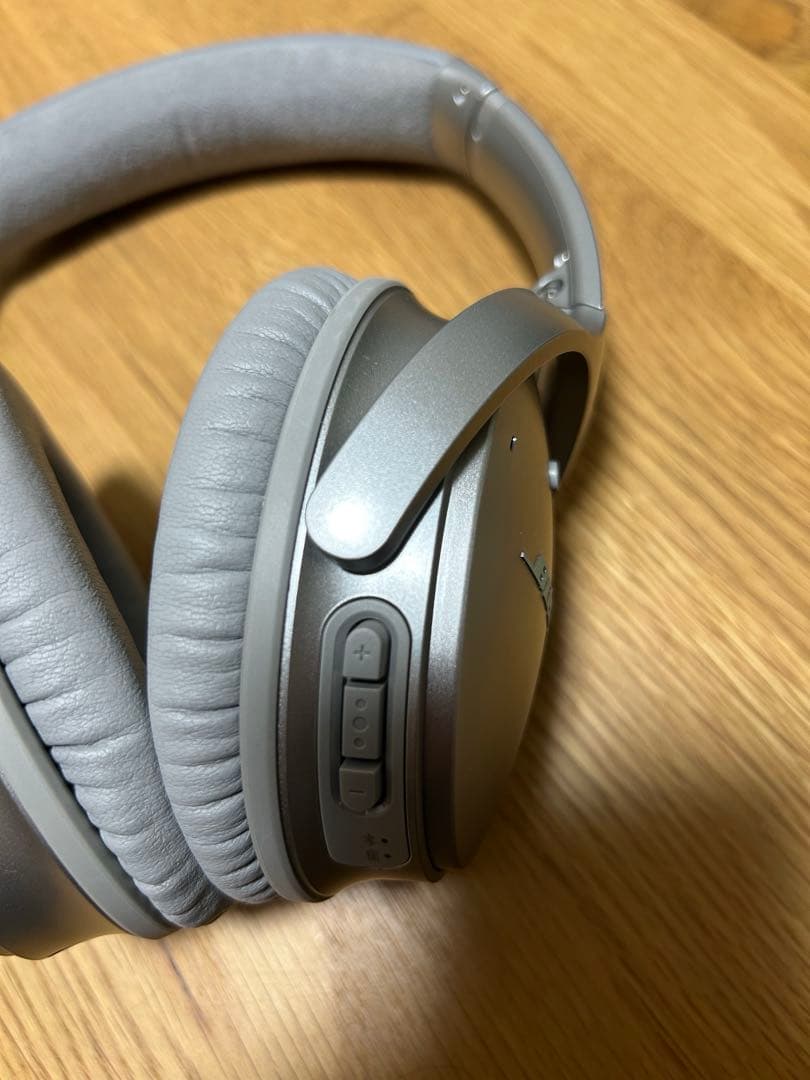 廃盤品　Bose QuietComfort 35 シルバー