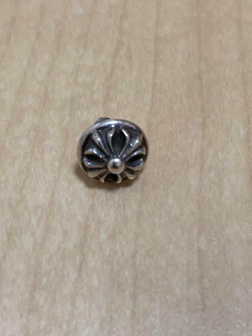 CHROME HEARTS（クロムハーツ） クロスボールスタッド ピアス