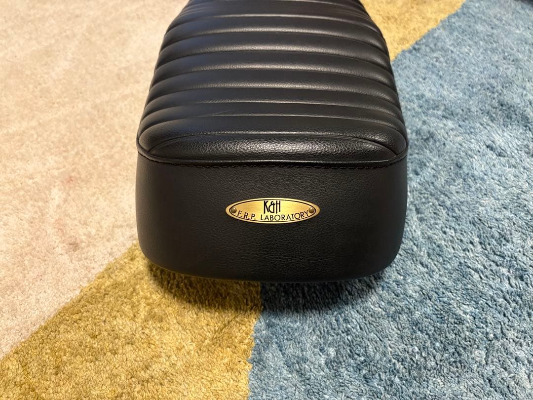 K&H 段付きシート SR400 FI