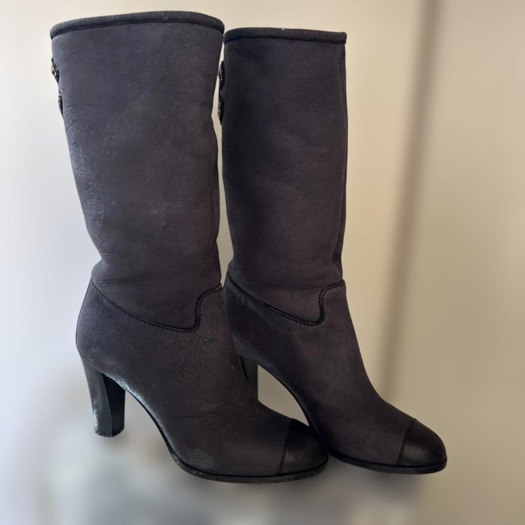 CHANEL ココマークムートンブーツ