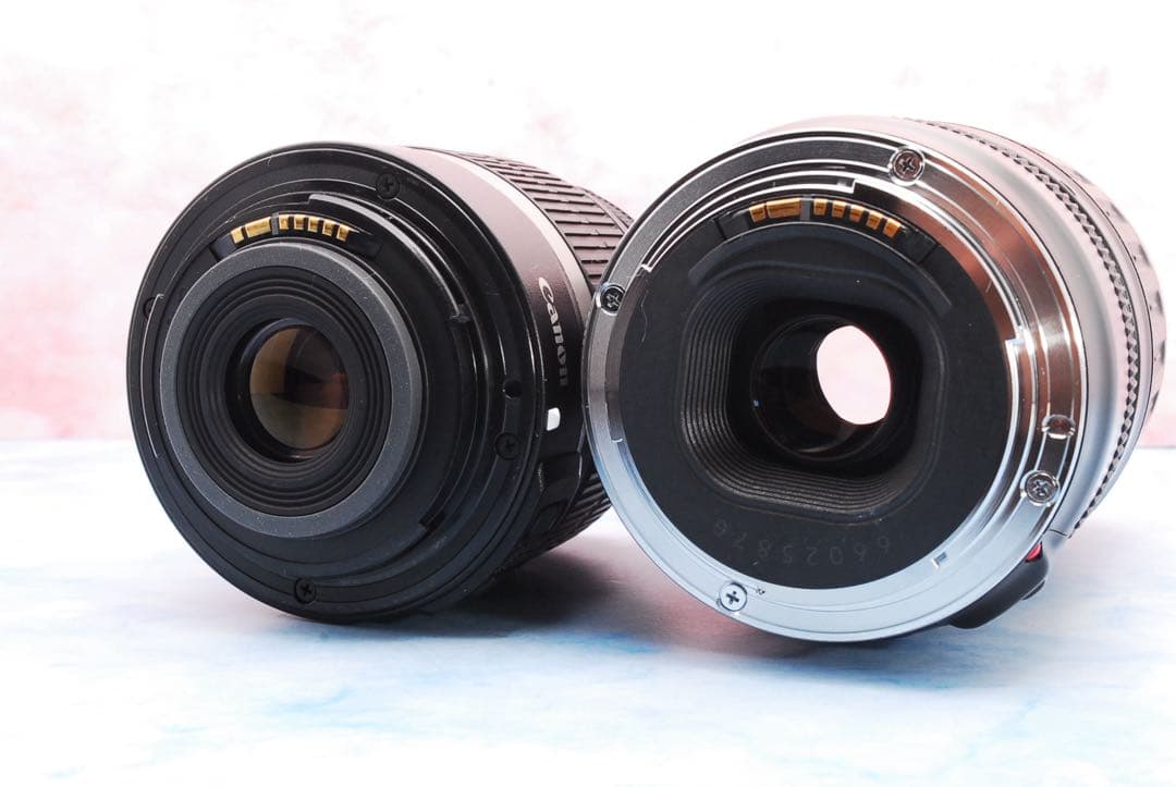 Canon Kiss X9i☆Wレンズ☆一眼レフカメラ☆持ち運び用バッグ付