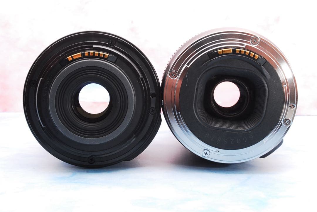 Canon Kiss X9i☆Wレンズ☆一眼レフカメラ☆持ち運び用バッグ付