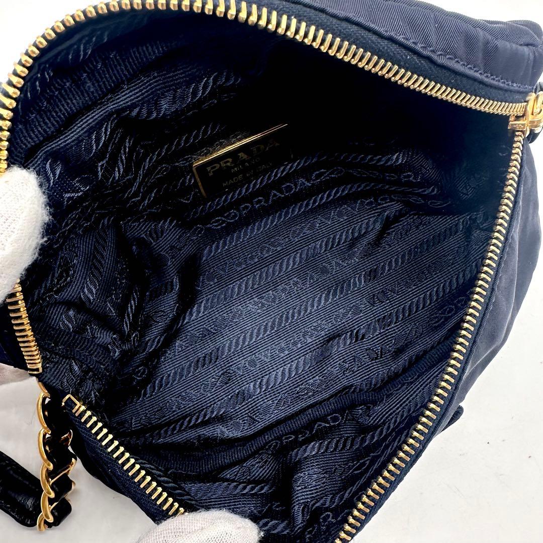 ✨極美品・ギャランティ付✨プラダ チェーンウエストバッグ 三角ロゴ ナイロン