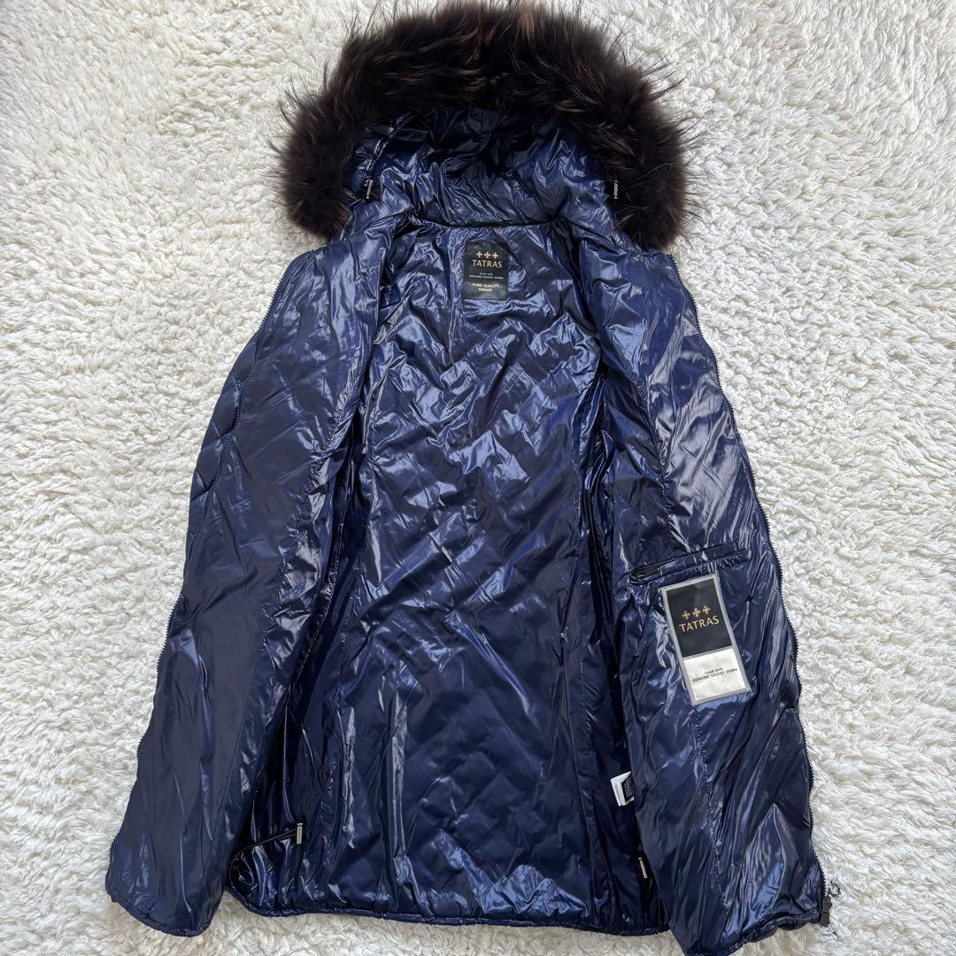 ぱどのん　タトラス ダウンコート 紺　02 Ｍ　ラクーンファー　ベルト