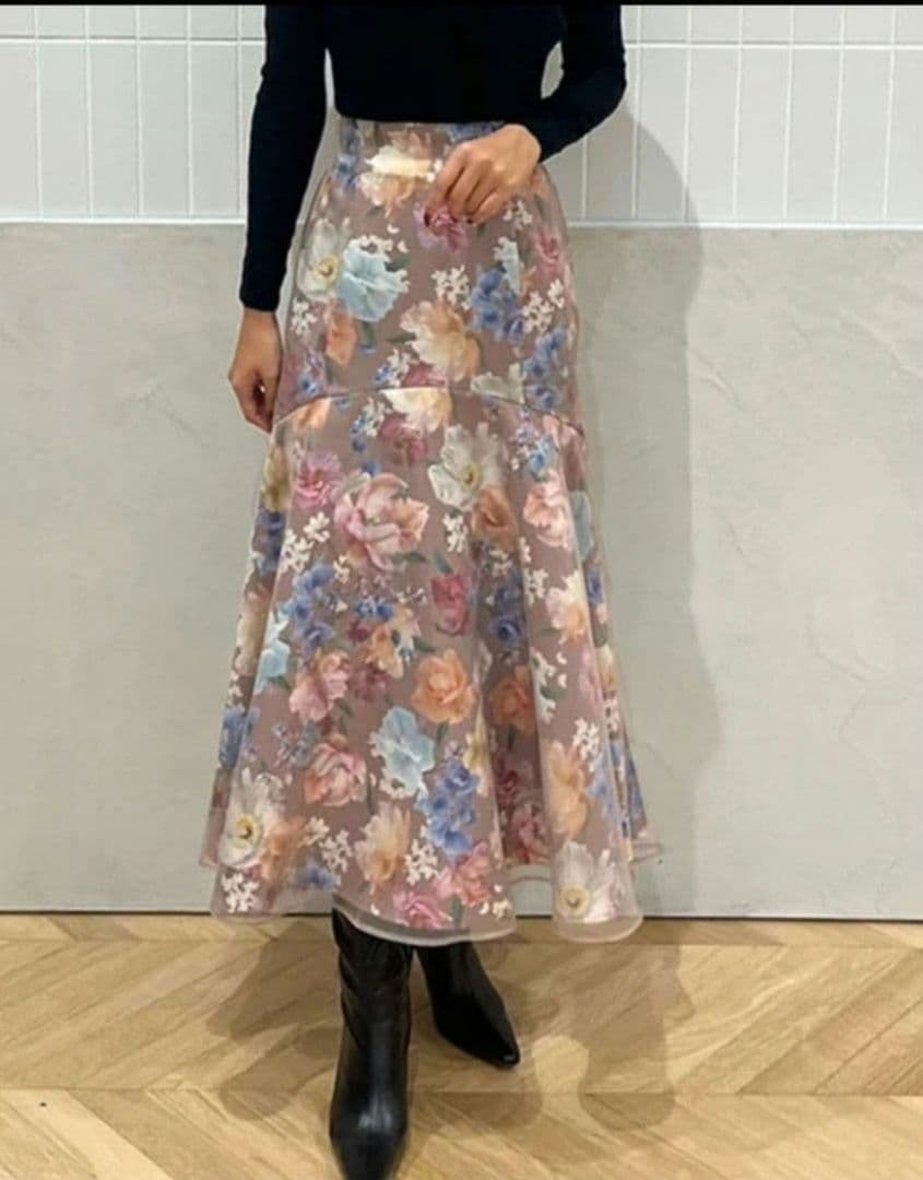 新品 エイミーイストワール Jamie flower コンビマーメイドスカート