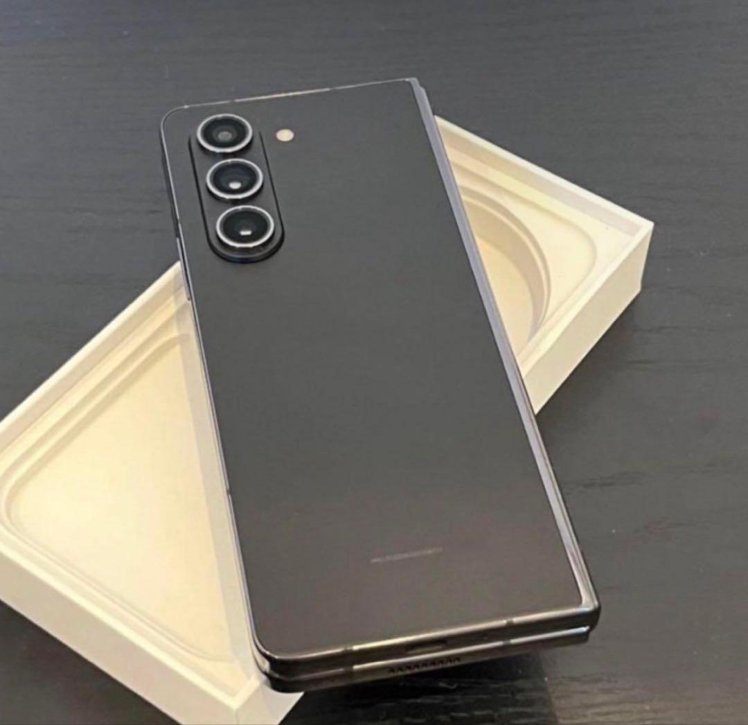 【良品】Android Galaxy Fold 5｜512gb｜SIMフリー