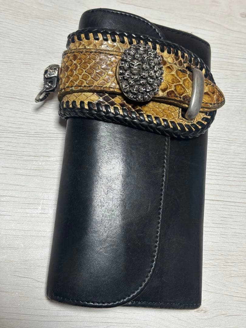 m*i様 ALZUNI カスタムバイカーウォレット　パイソンシルバーカスタム