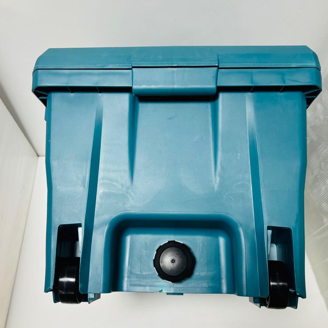 展示品 マキタ 充電式高圧洗浄機 36V（18V＋18V) MHW080DZK