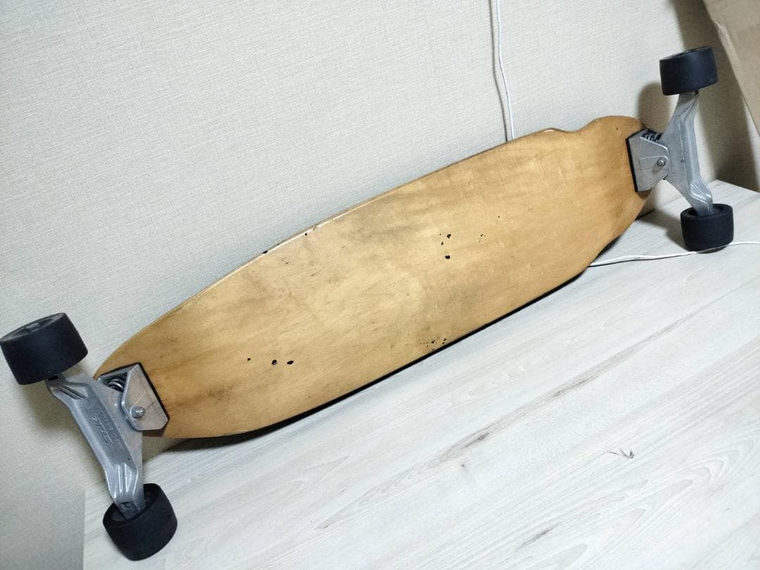☆CARVE BOARD SURF STIK ロングスケートボード　陸トレ