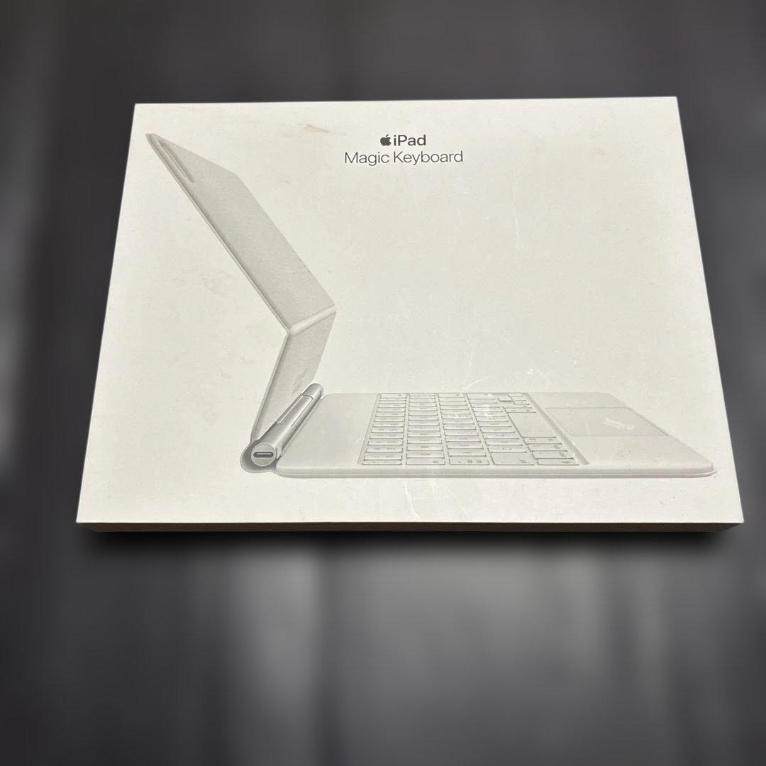 iPad マジックキーボード　ホワイト　A2261