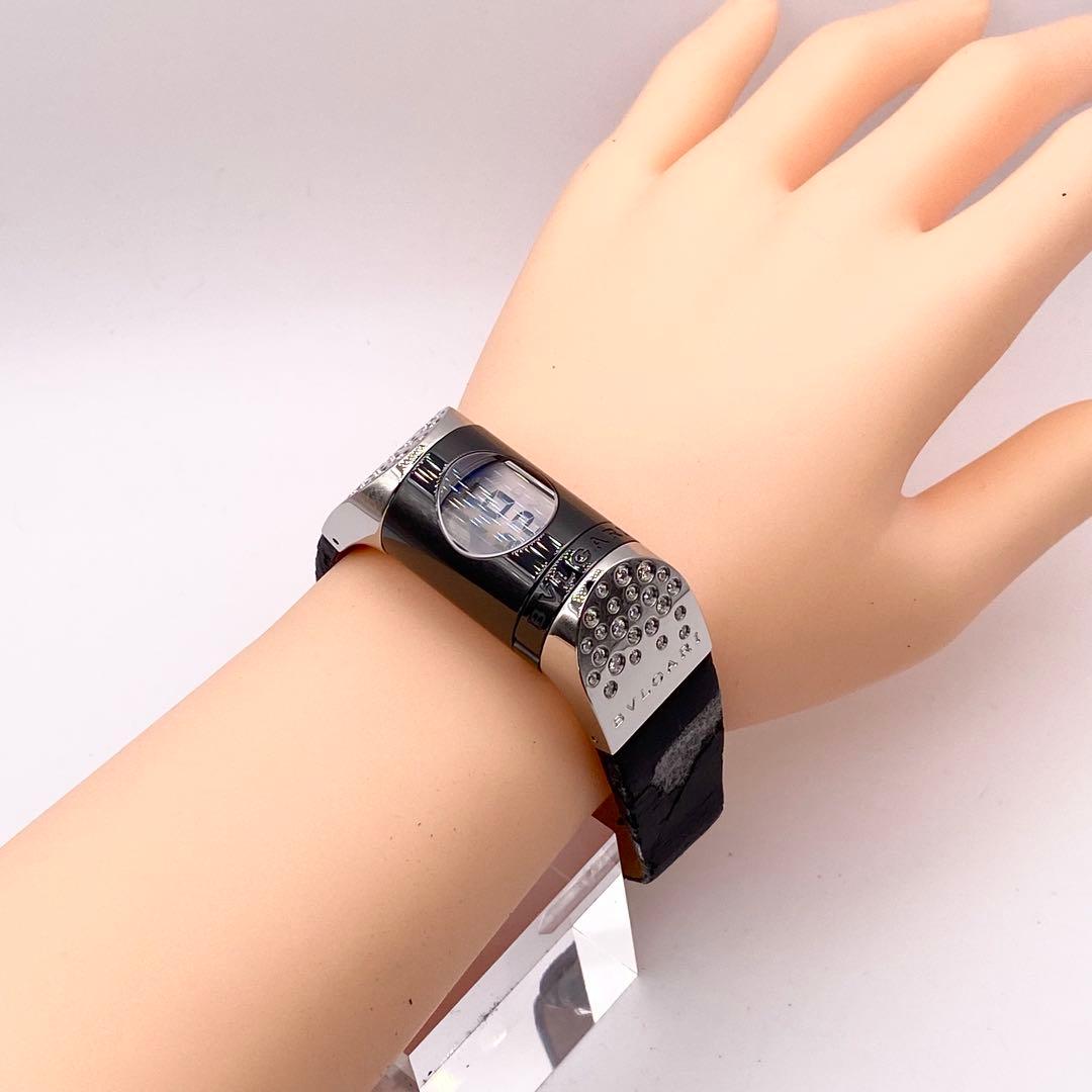 稼働✨ BVLGALI Ipno IP20S メレダイヤ ラインストーン 腕時計