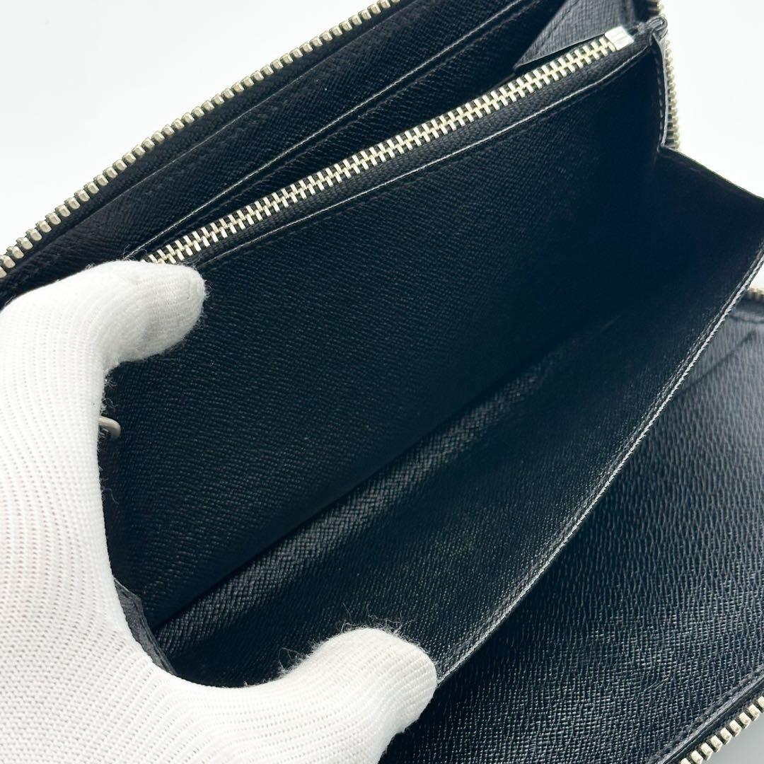 ルイヴィトン ジッピーオーガナイザー エピ ブラック ラウンドファスナー 長財布