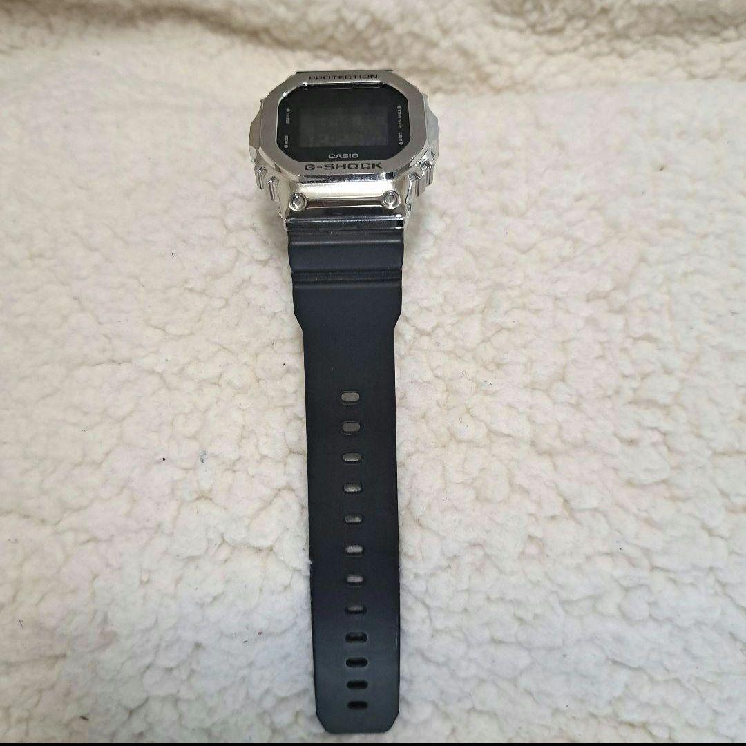 【完売品】G-SHOCK ジーショック GM-5600 1JF シルバーベゼル