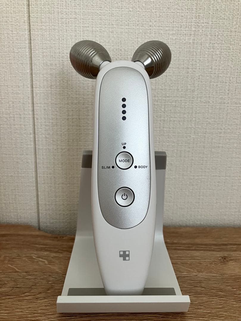 MEDICUBE AGE-R EMS美顔器♡おまけ付き