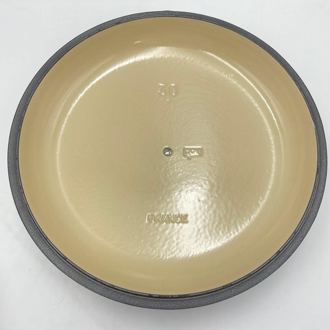 ル・クルーゼ　ビュッフェキャセロール　30cm ミッドナイトグレー　希少色