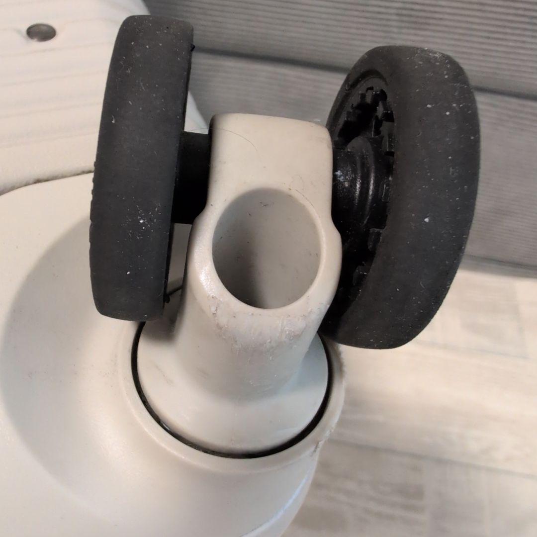 【innovator】サンドベージュ 小型スーツケース 33リットル 機内持込可