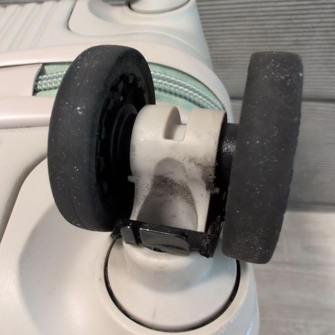 【innovator】サンドベージュ 小型スーツケース 33リットル 機内持込可