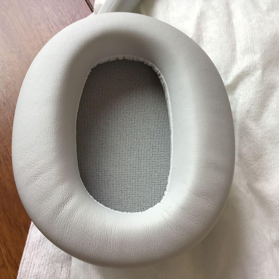 SONY WH-CH720N ワイヤレスヘッドホン ホワイト ほぼ新品です