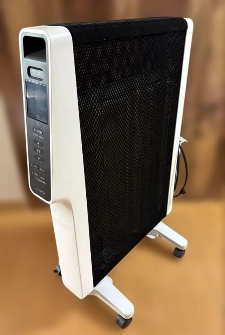 シロカ　遠赤軽量ヒーター　SN−M351 2023年製