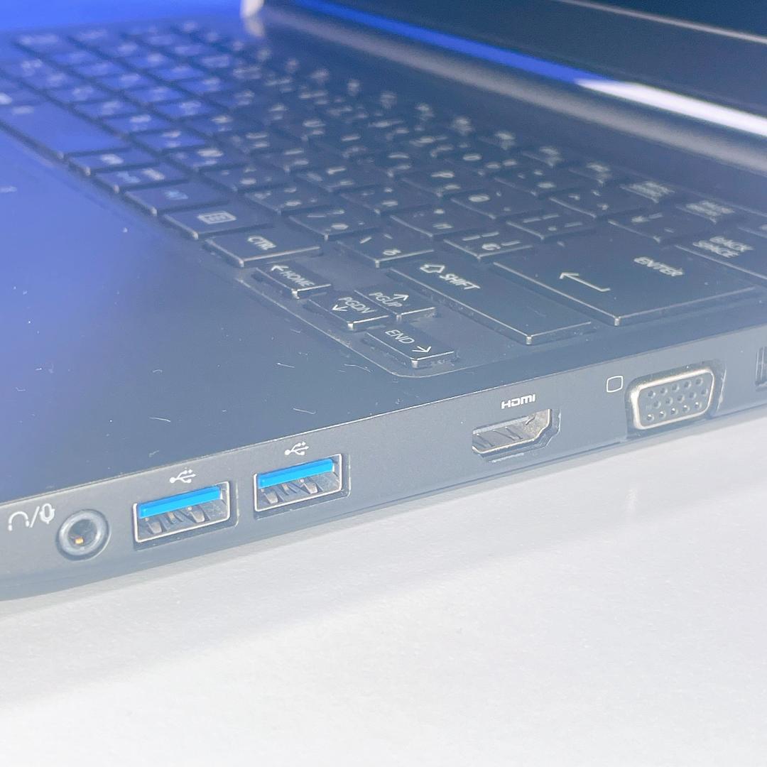 小型軽量！即利用OK✨Win11✨快適SSD✨東芝カメラ付小型ノートパソコン軽量