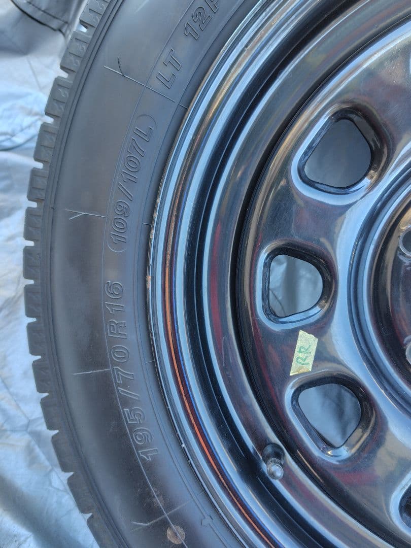 ハイエース/カムロード 16インチ鉄ホイール＋ヨコハマスタッドレス 4本セット