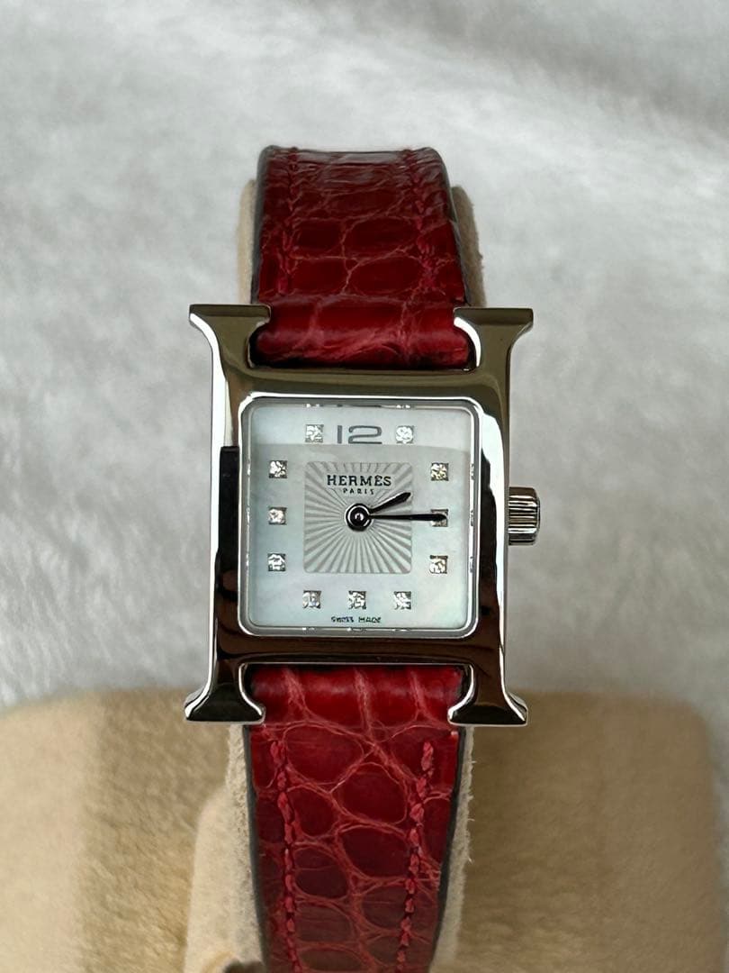 未使用に近いエルメス Hウォッチミニ HH1.110 11Pダイヤ シェル文字盤