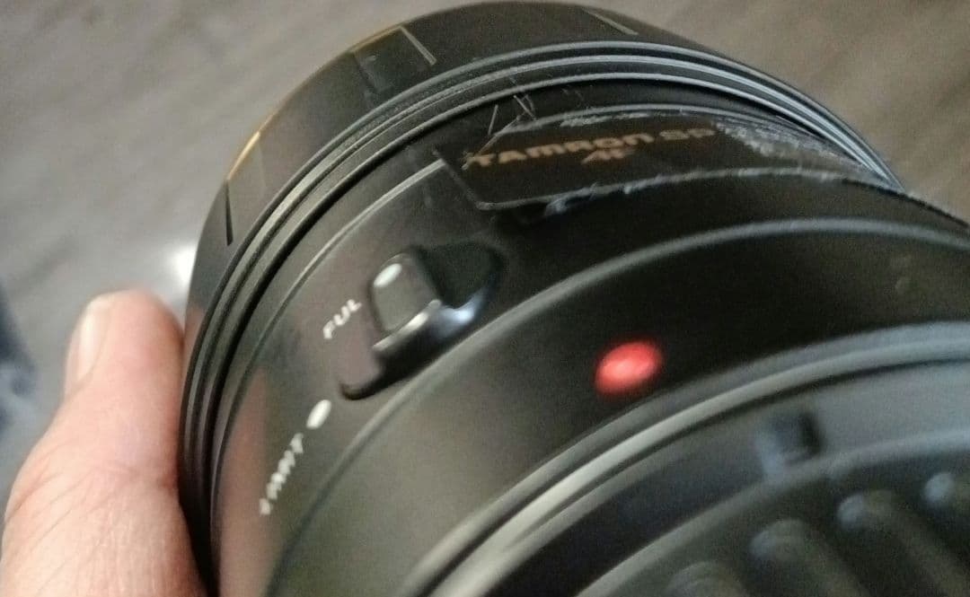 値下げしました。TAMRON 90mm F2.8 マクロレンズ