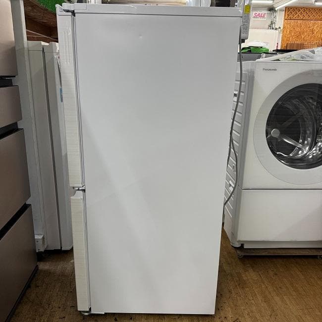 地域限定送料無料　美品 シャープ 家電2点セット！152L 冷蔵庫・6㎏ 洗濯機