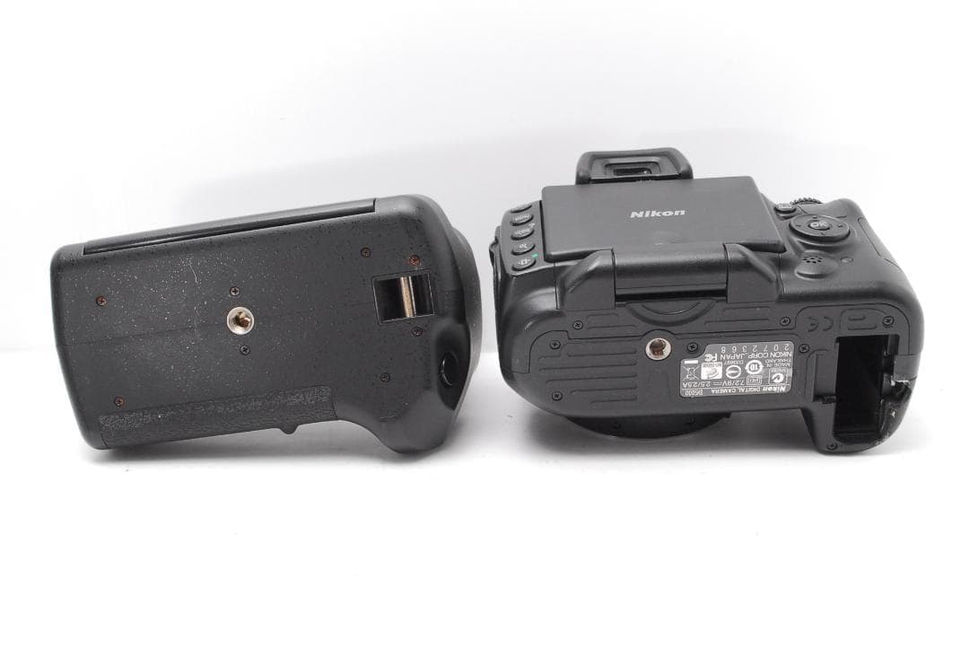 【長時間使用OK 美品】　Nikon D5000 バリアングル液晶