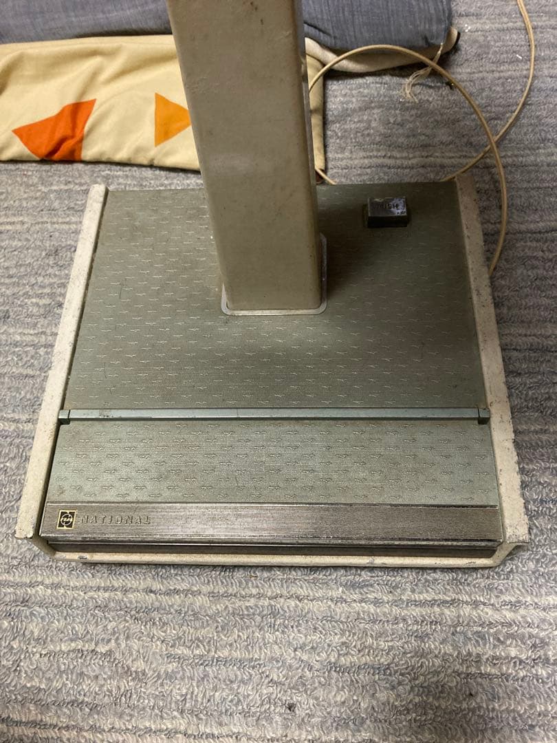 レトロ王冠ロゴ付きナショナルF-30MM動くけどジャンク品