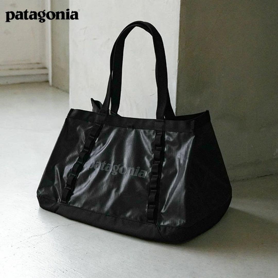 patagonia ブラック ホールトートバッグ アウトドア