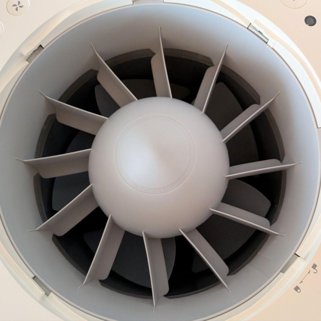 あいじじぃ バルミューダ空気清浄機 A01A-WH 新品純正集じん