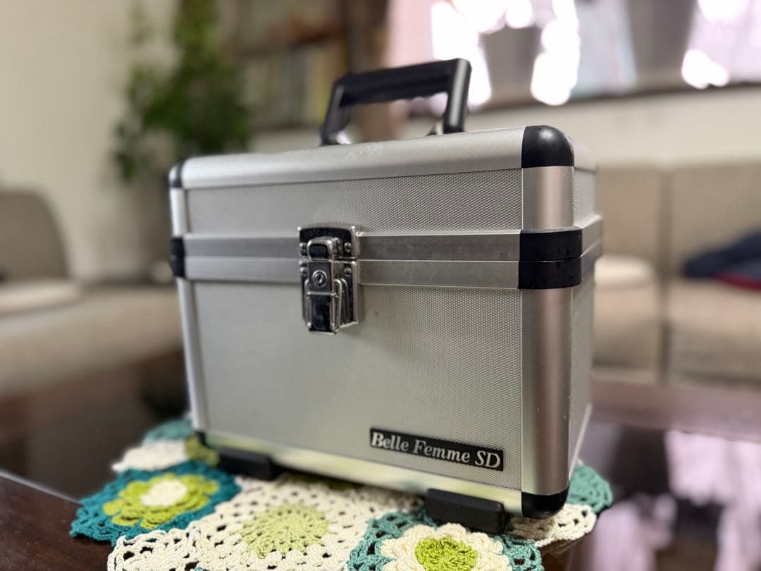 多機能フェイス＆ボディケア美顔器、Belle Femme SD