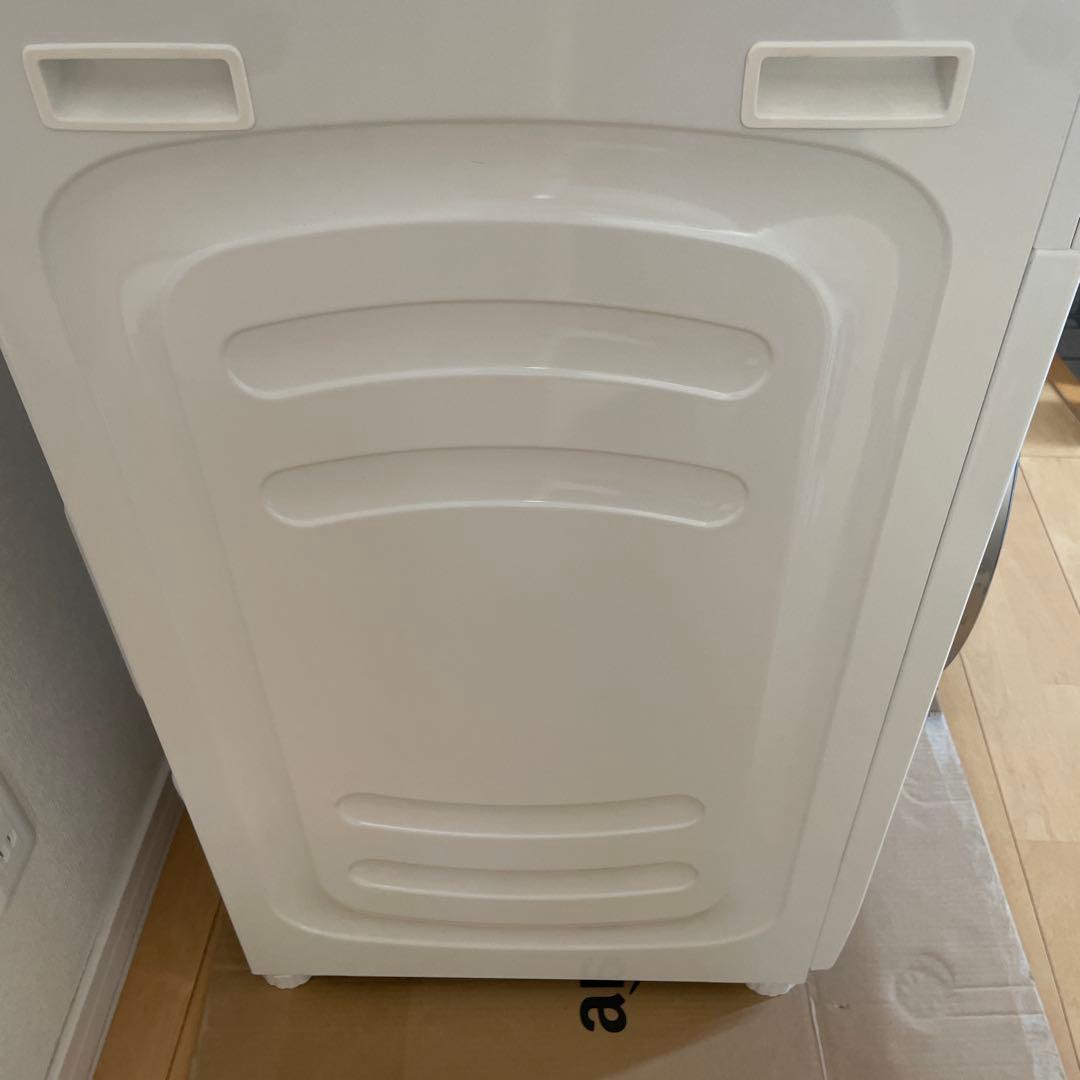 ニトリ2025年製10㎏ドラム式洗濯乾燥機 乾燥5㎏ 送料込　かさ上げ台付き