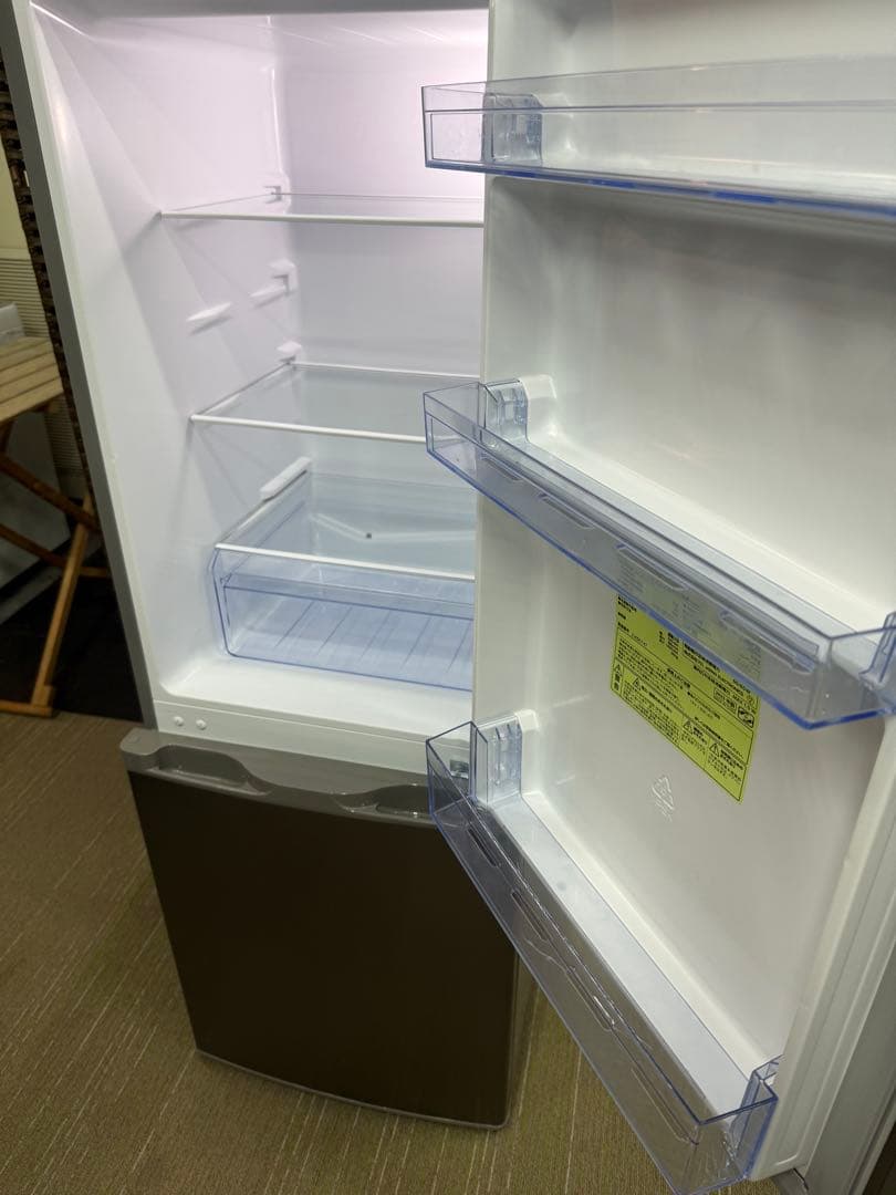 【洗浄消毒作業済】【美品】TCL 173L 冷凍冷蔵庫　F173BFN