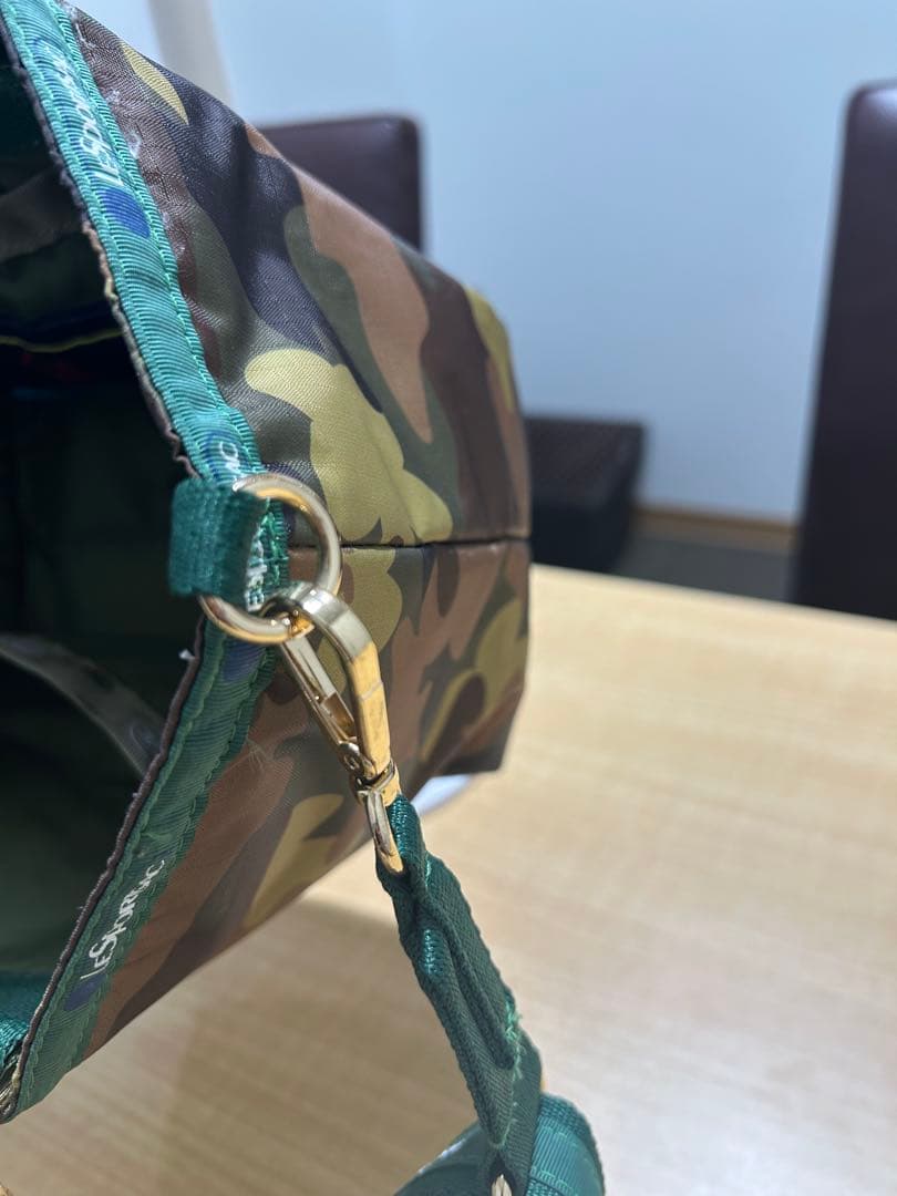 LeSportsac 迷彩柄 バンブーハンドル Sサイズ