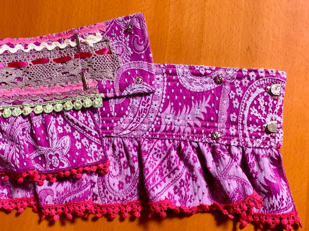 フラメンコ衣装　ソニアジョーンズ上下セットベルト付き　サイズMA