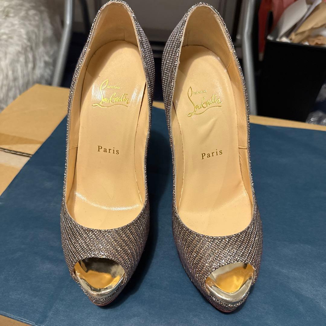 クリスチャンルブタン　キラキラ ラメ オープントゥ 美脚ヒール