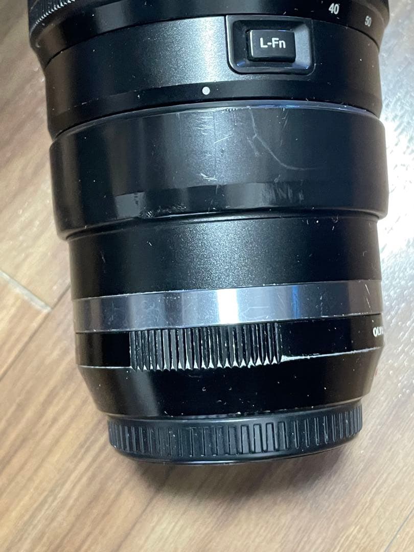 M.ZUIKO 40-150mm F2.8 PRO レンズプロテクター付き