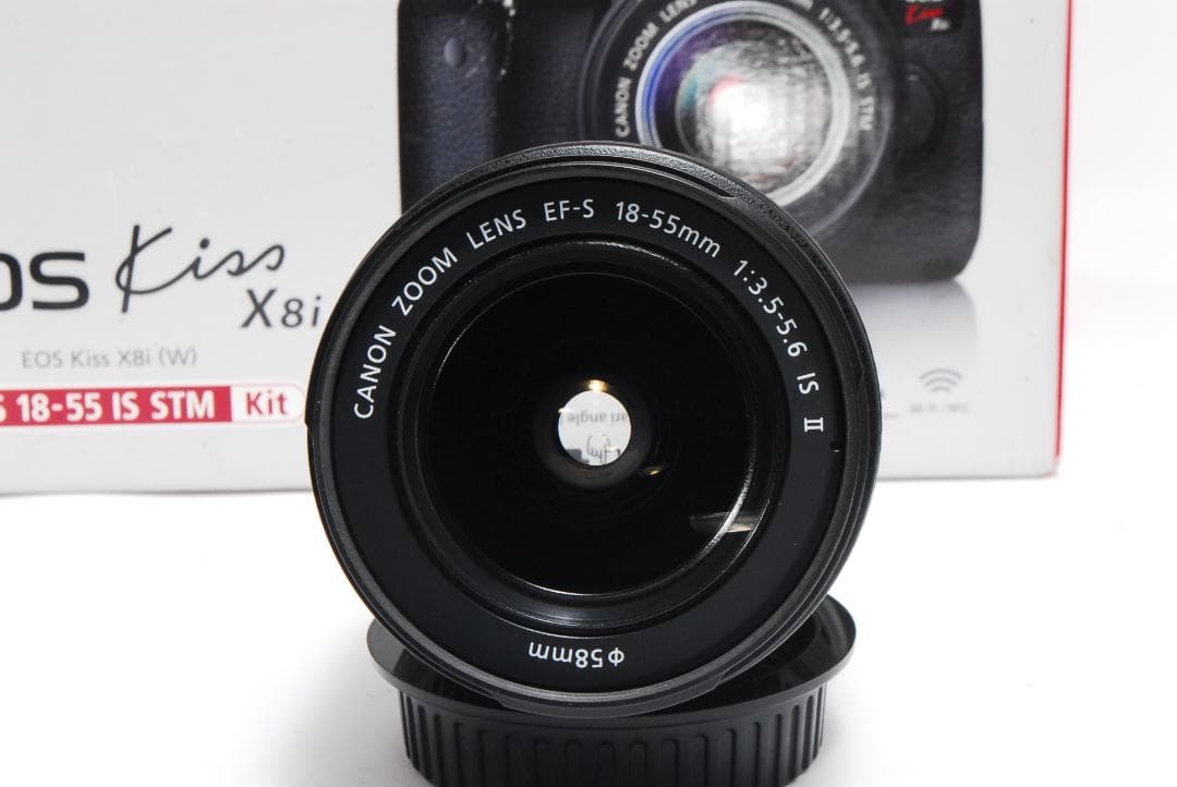 【美品】Canon EOS Kiss X8i レンズキット Wi-Fi搭載