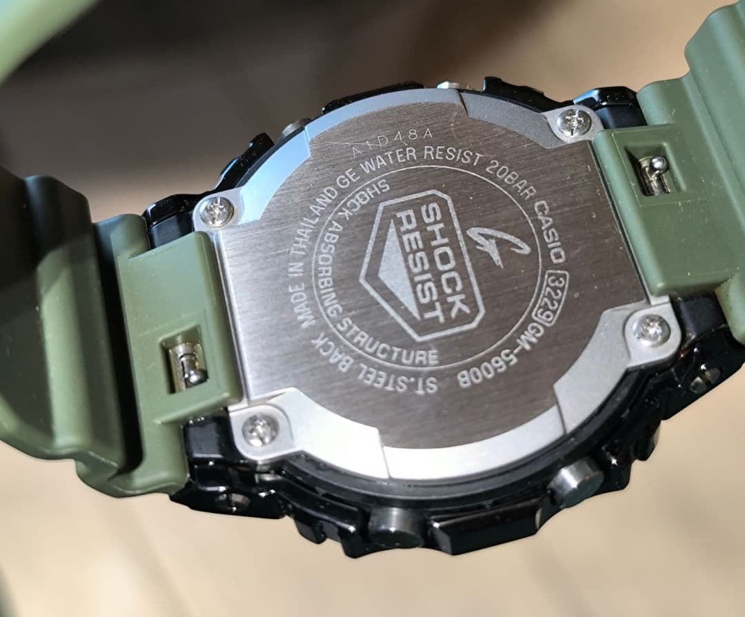 【極美品】G-SHOCK GM-5600B-3JF 迷彩グリーン電池新品