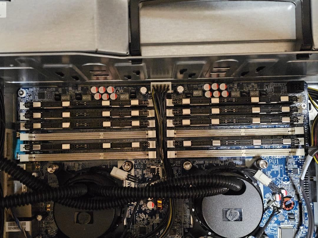 HP Z800 Workstation　Dual Xeon メモリ32GB 動作