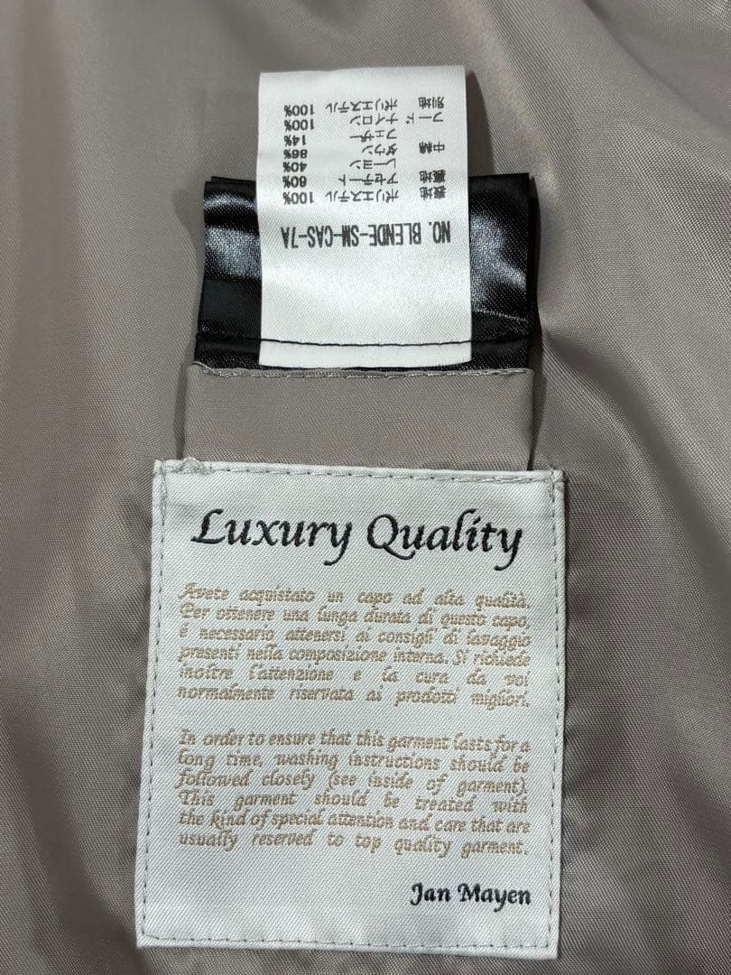 【美品】MOORER社　JAY MAYEN ふわふわエコファー　ダウンベスト